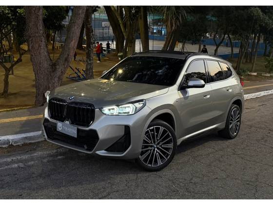 BMW X1 2.0 16V TURBO GASOLINA SDRIVE20I M SPORT STEPTRONIC BMW X1 2.0 16V TURBO GASOLINA SDRIVE20I M SPORT STEPTRONIC